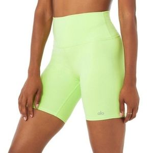 Alo Yoga Neon Lime Green Bike Shorts L